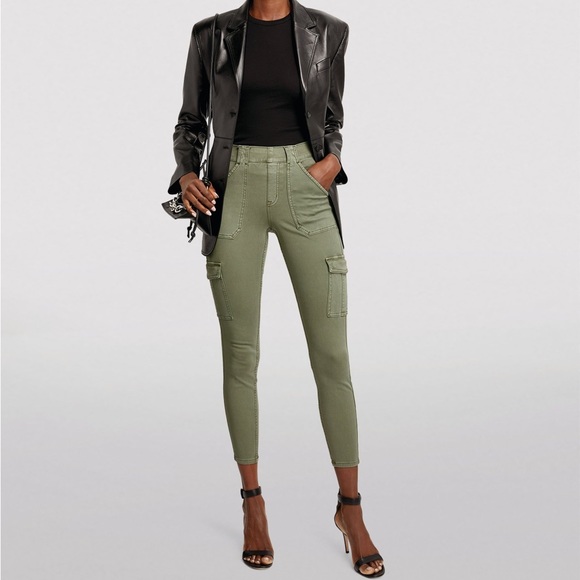 Spanx Stretch Twill Ankle Cargo Pant - Picture 1 of 13